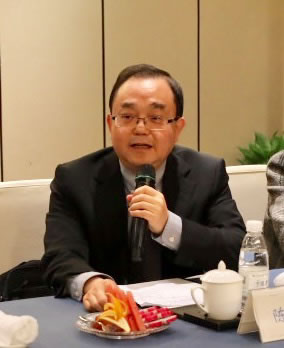 湖北省僑聯(lián)副主席、商會(huì)名譽(yù)會(huì)長(zhǎng)、新特光電董事長(zhǎng)陳義紅